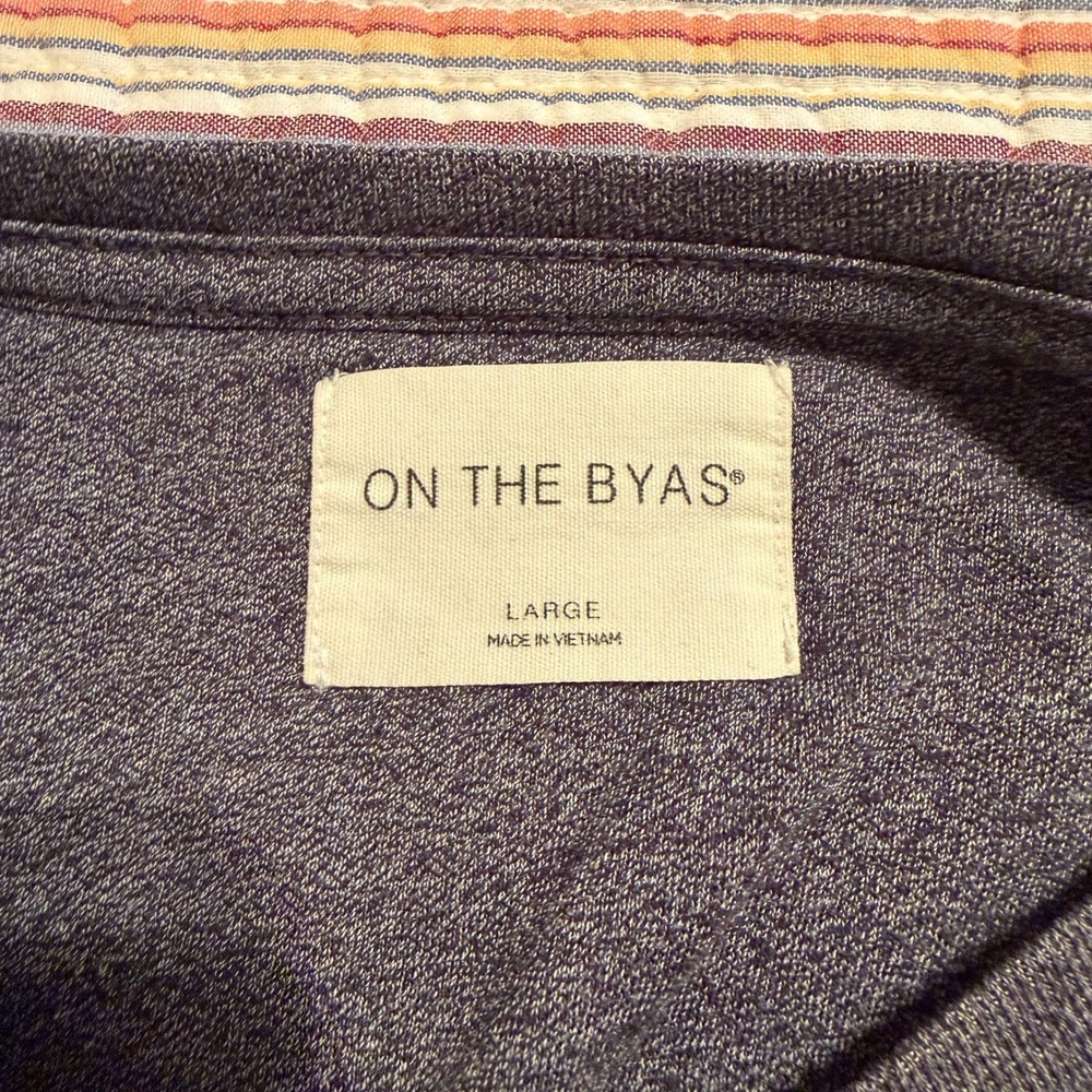 On The Byas Mens Large Heather Grey Southwestern Geometric Pocket T-Shirt - Picture 3 of 7